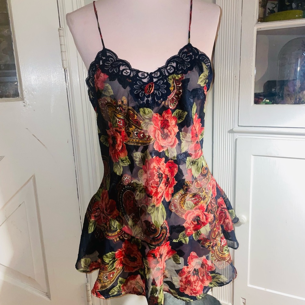 VTG Victoria's Secret GOLD LABEL Black w/ Multi-Colored Floral & Paisley Chemise
